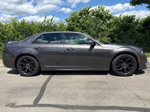 Used 2020 Chrysler 300 S w/ Safetytec Plus Group RWD image 8