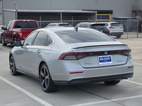 Used 2024 Honda Accord Sport image 6