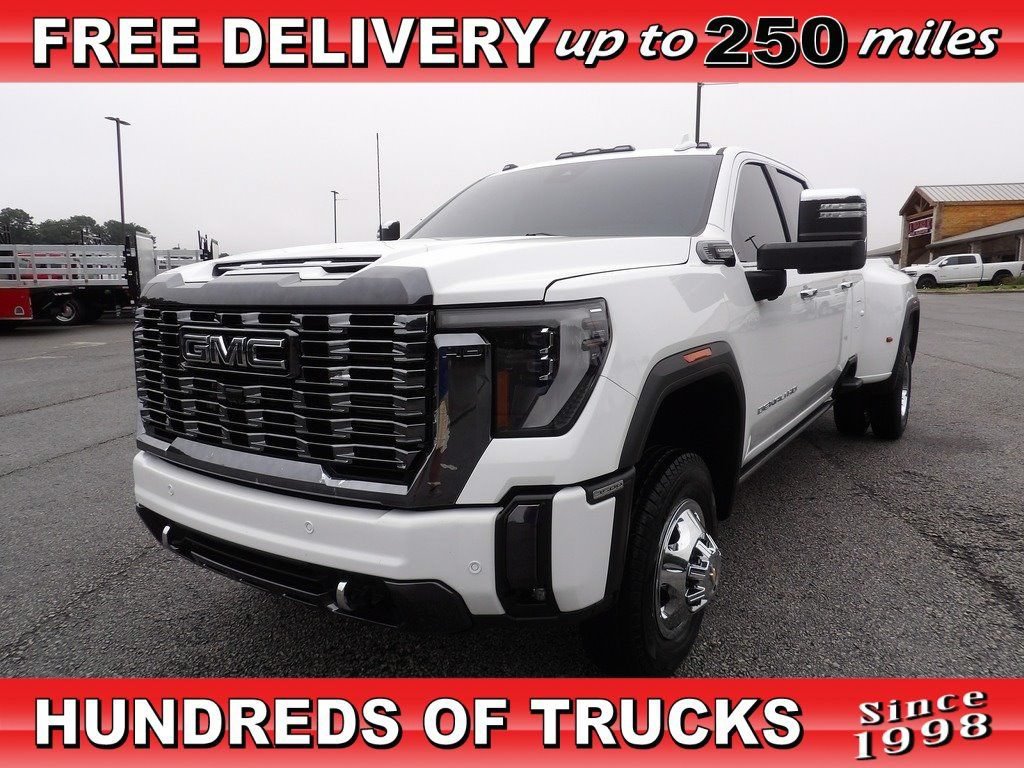 Used 2024 GMC Sierra 3500 Denali Ultimate AWD/4WD image 1