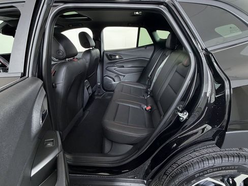 New 2026 Chevrolet Trax RS w/ Sunroof Package image 8