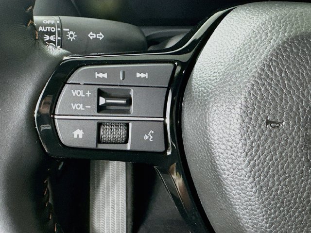 Certified 2027 Honda HR-V Sport image 9