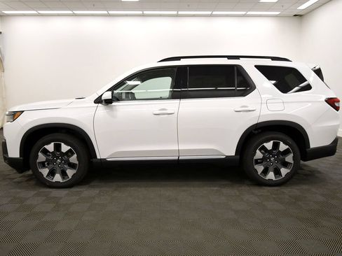 New 2026 Honda Pilot Elite image 4