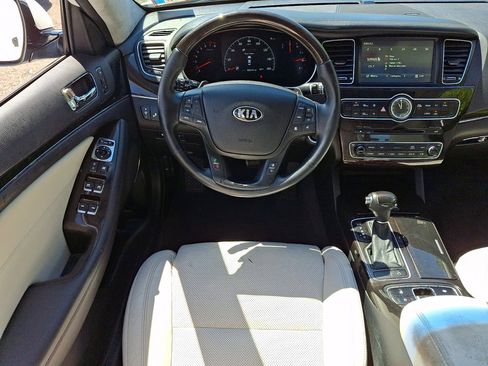 Used 2016 Kia Cadenza Limited FWD image 20