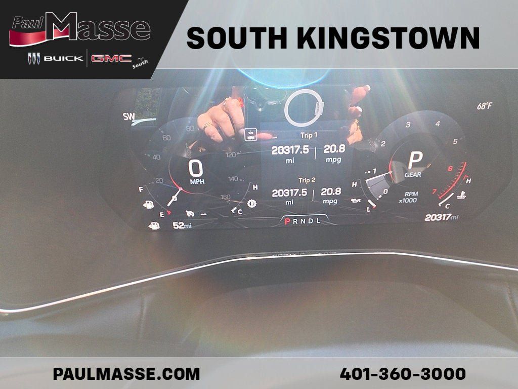 Used 2024 GMC Canyon Elevation w/ Elevation Premium Package RWD image 13