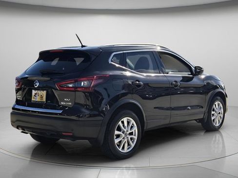 Used 2022 Nissan Rogue Sport SV FWD image 6