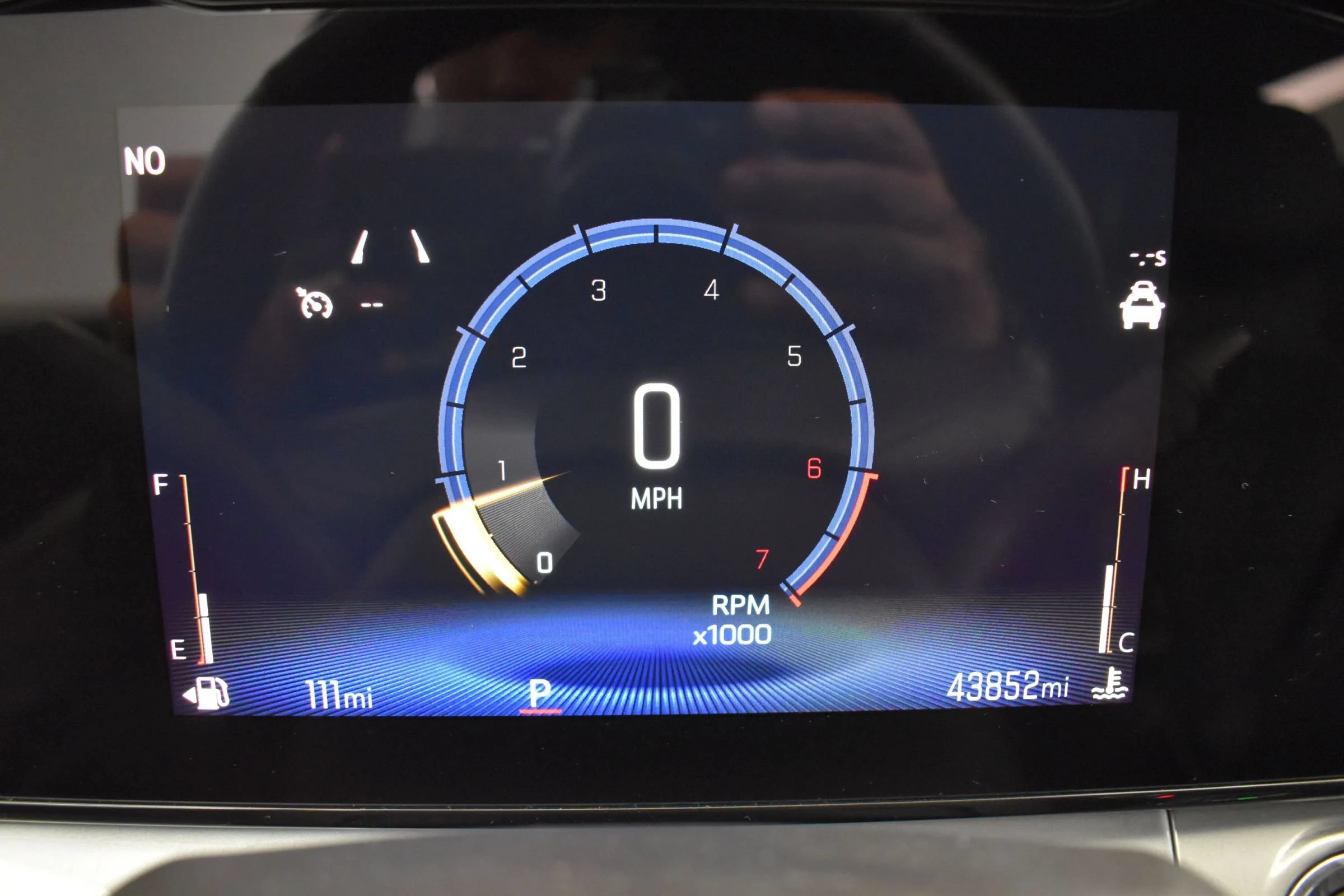 Used 2025 Chevrolet Trax LT w/ LT Convenience Package FWD image 27