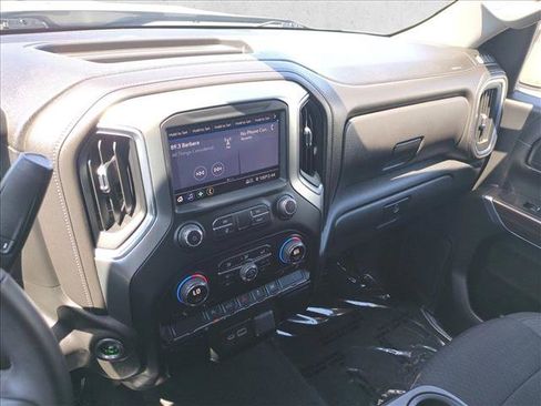 Used 2020 Chevrolet Silverado 1500 RST w/ Rally Edition RWD image 14