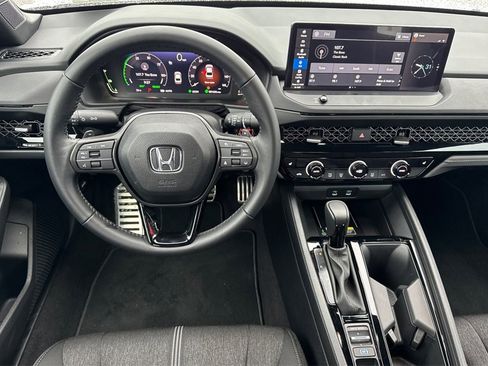 Certified 2025 Honda Accord Sport image 12