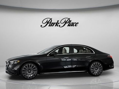New 2026 Mercedes-Benz E 350 Sedan image 4