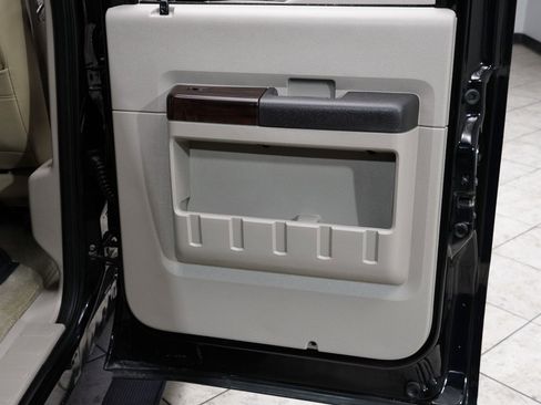 Used 2008 Ford F350 Lariat image 13