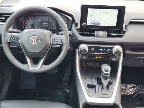 Used 2023 Toyota RAV4 XLE Premium FWD image 28