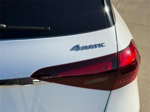 Certified 2025 Mercedes-Benz GLE 350 4MATIC image 10