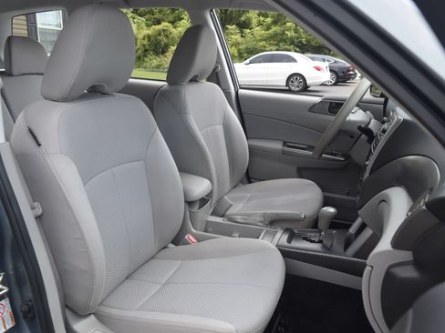 Used 2013 Subaru Forester 2.5X w/ Alloy Wheel Pkg AWD/4WD image 10