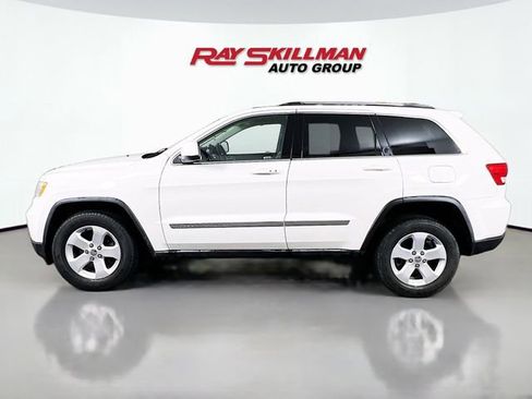 Used 2012 Jeep Grand Cherokee Laredo image 3