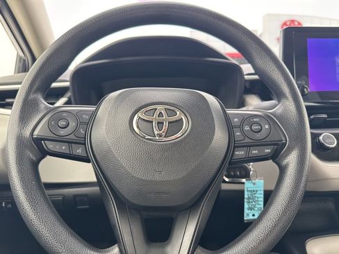Used 2023 Toyota Corolla LE image 20