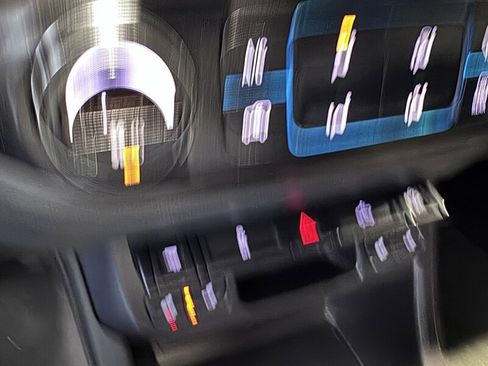 Used 2015 Chevrolet Colorado Z71 image 21