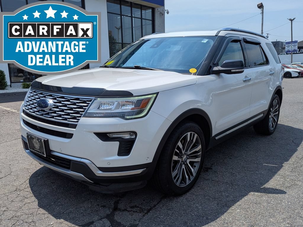 Used 2018 Ford Explorer Platinum AWD/4WD image 2
