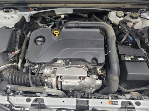 Used 2024 Chevrolet Malibu LT FWD image 30