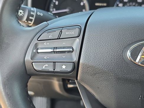 Used 2023 Hyundai Kona SEL w/ Convenience Package image 16