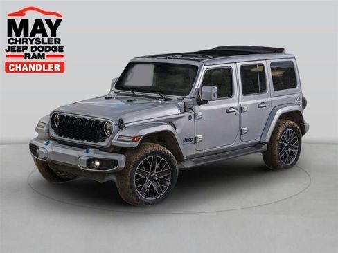 Used 2025 Jeep Wrangler Unlimited Sahara AWD/4WD image 1