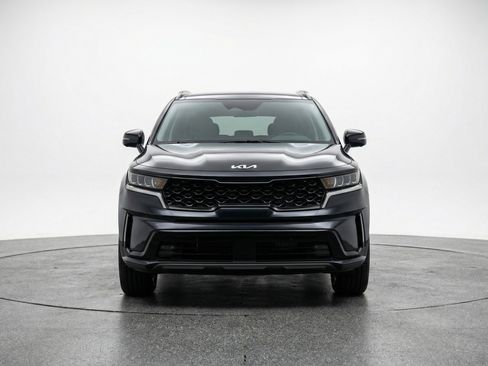 Used 2024 Kia Sorento S FWD image 2