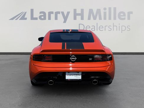 Used 2024 Nissan Z Performance w/ Heritage Edition RWD image 4