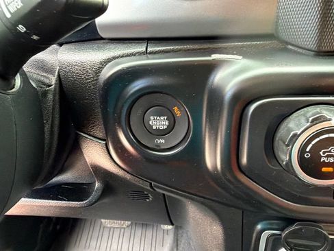 Used 2020 Jeep Wrangler Unlimited Sport S AWD/4WD image 27