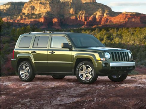 Used 2009 Jeep Patriot Sport FWD image 1