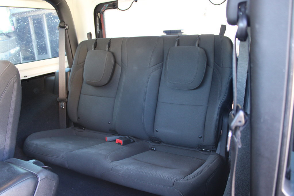 Used 2022 Jeep Wrangler Sport AWD/4WD image 14