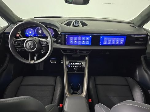 Certified 2025 Porsche Macan Turbo Electric AWD/4WD image 29