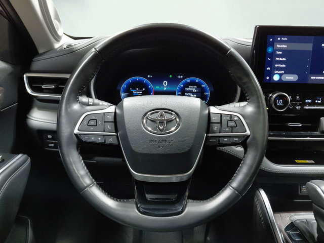 Used 2023 Toyota Highlander Limited AWD/4WD image 22