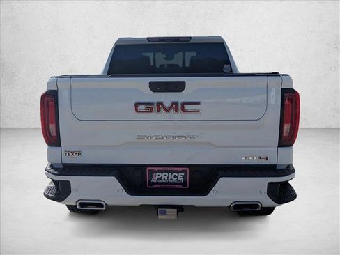 Used 2022 GMC Sierra 1500 AT4 w/ AT4 Premium Package image 6