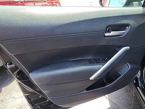 Certified 2025 Toyota Corolla Cross XLE AWD/4WD image 10