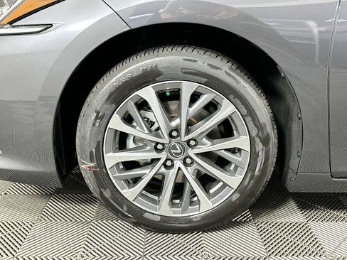 New 2025 Lexus ES 350 image 35