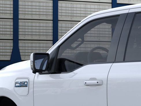 New 2025 Ford F150 Lightning Lariat image 20
