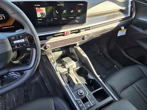 New 2026 Kia Sorento S FWD image 19