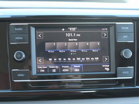 Certified 2024 Volkswagen Taos S image 15