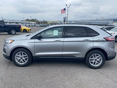 New 2024 Ford Edge SE