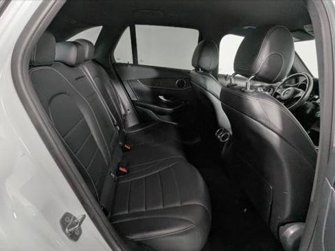 Used 2018 Mercedes-Benz GLC 300 image 18