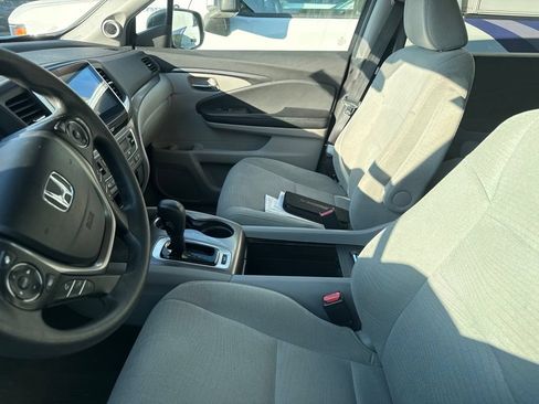 Used 2016 Honda Pilot EX image 9