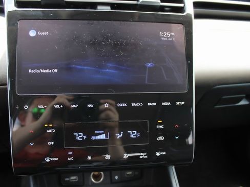 Used 2022 Hyundai Tucson Limited w/ Cargo Package image 22