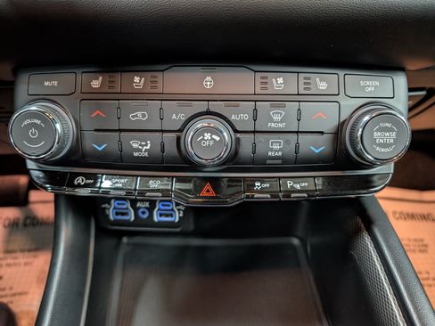 Used 2023 Dodge Durango GT AWD/4WD image 25