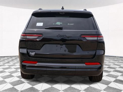New 2026 Jeep Grand Cherokee L Summit w/ Obsidian Package AWD/4WD image 13
