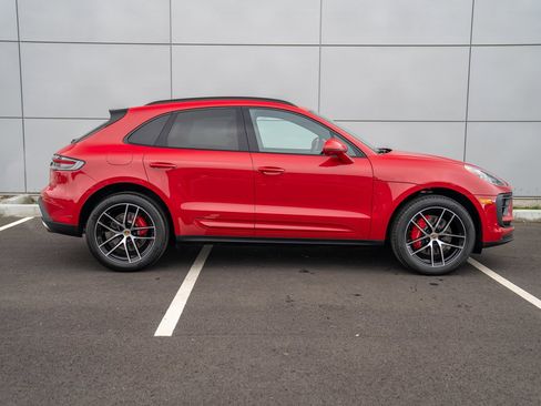 New 2026 Porsche Macan S image 8