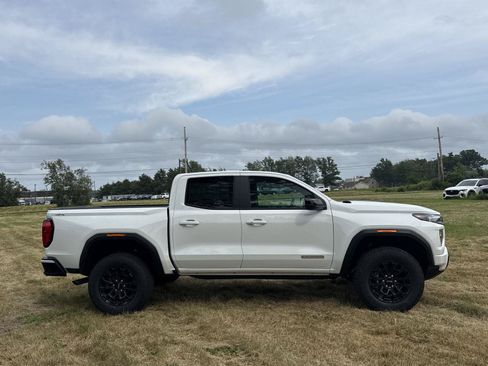 New 2026 GMC Canyon Elevation w/ Convenience Package AWD/4WD image 11