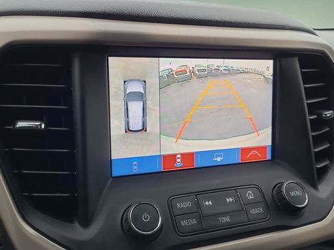 Used 2017 GMC Acadia Denali w/ Technology Package image 20