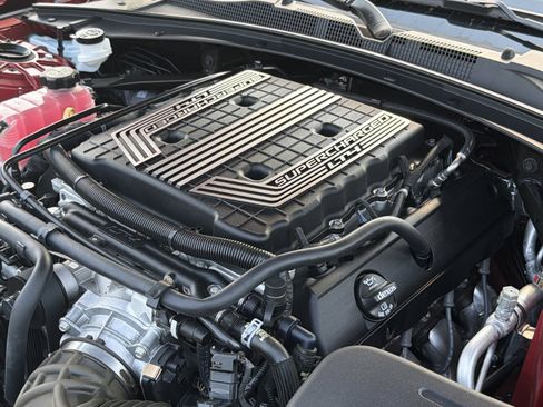 Used 2018 Chevrolet Camaro ZL1 RWD image 34