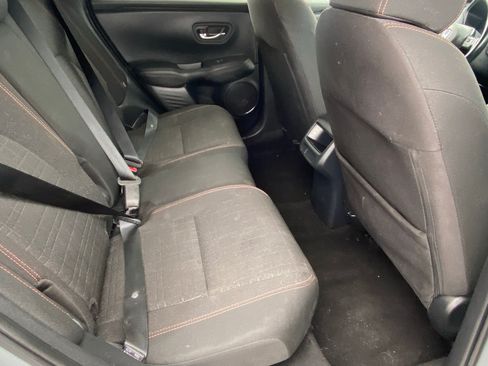 Used 2025 Honda HR-V Sport image 11