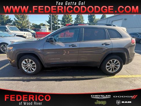 Used 2022 Jeep Cherokee Latitude Lux AWD/4WD image 1