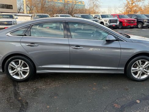 Used 2018 Hyundai Sonata Limited image 9